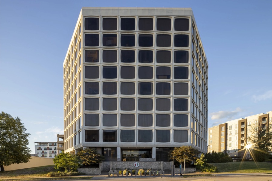 University Park Plaza